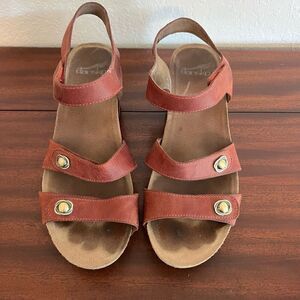 Dansko Savannah Cork Wedge Sandals. Size 40 (9.5/10). Good Condition.
